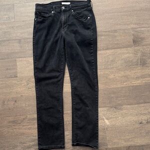 Levi's Women's Black Straight Leg Jeans